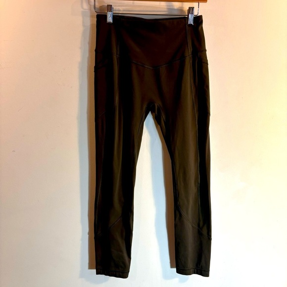 LULULEMON Sz 6 All the Right PlacesLeggings Side and Card Key Pocket Olive Green - Picture 4 of 13